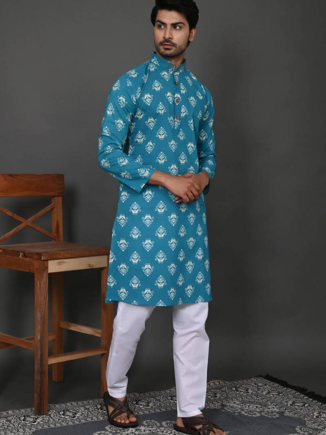Blue-White Motifs Long Kurta & Pyjama Set