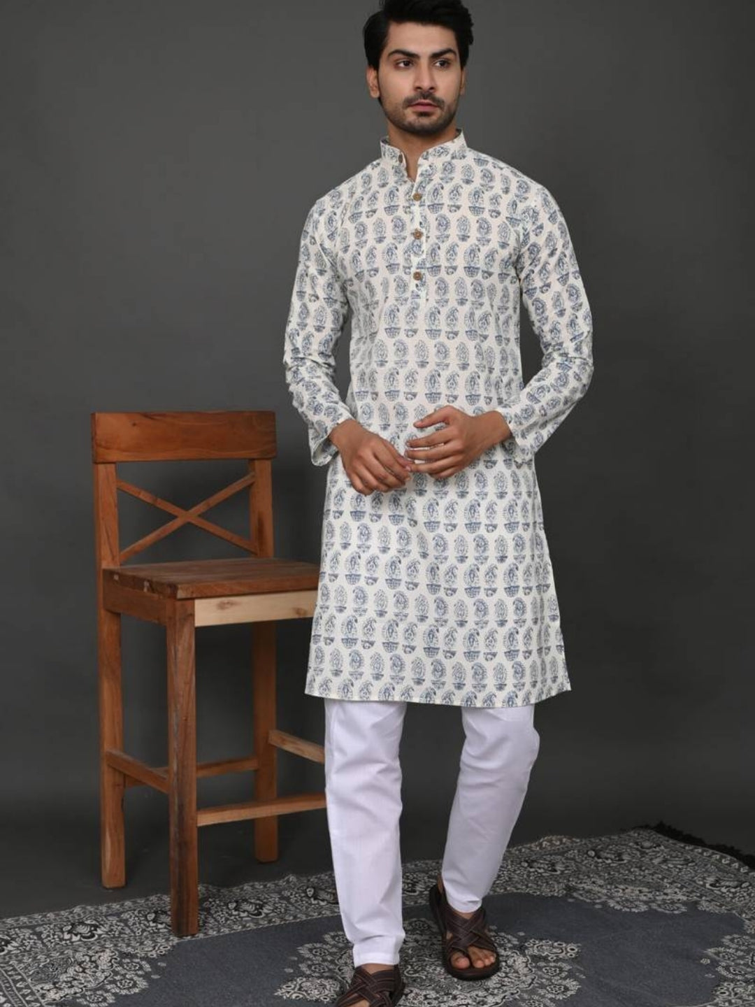 White Blue Flower Printed long Kurta & Pyjama Set