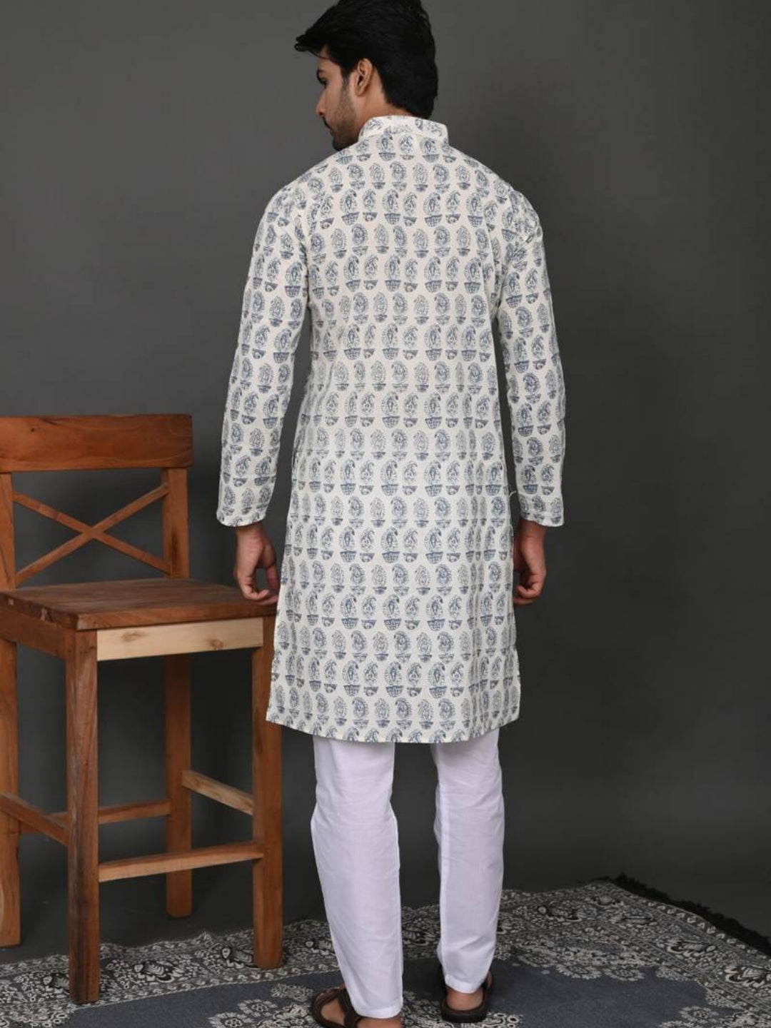 White Blue Flower Printed long Kurta & Pyjama Set