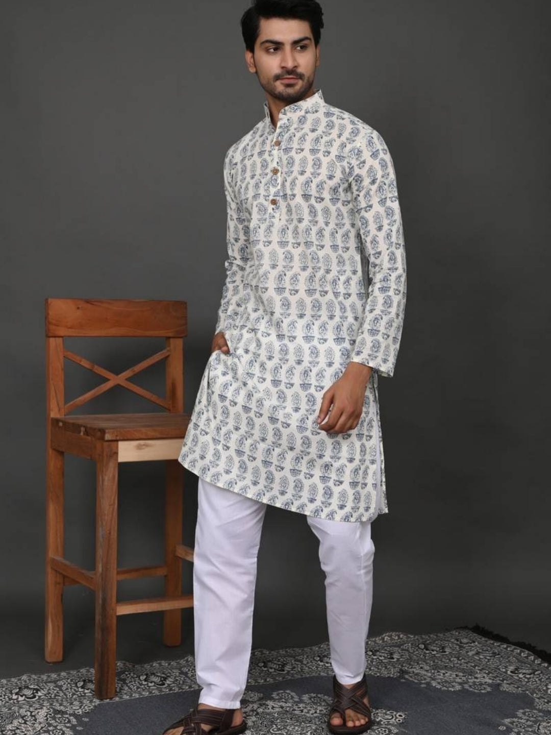 White Blue Flower Printed long Kurta & Pyjama Set