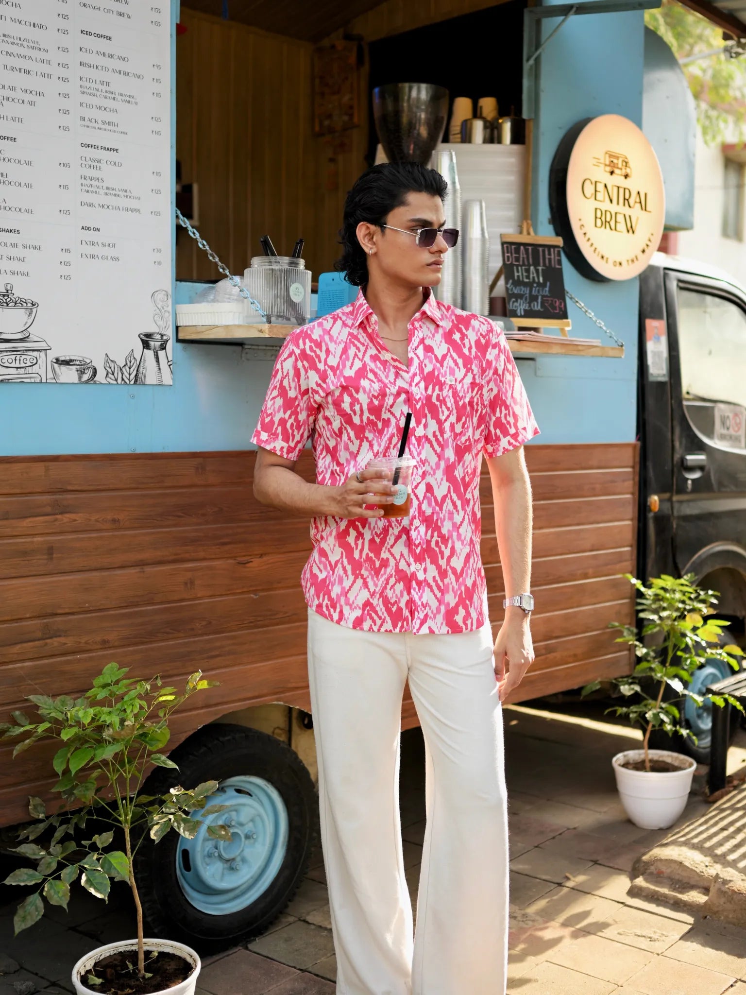 Radiant Pulse printed half-sleeves shirt