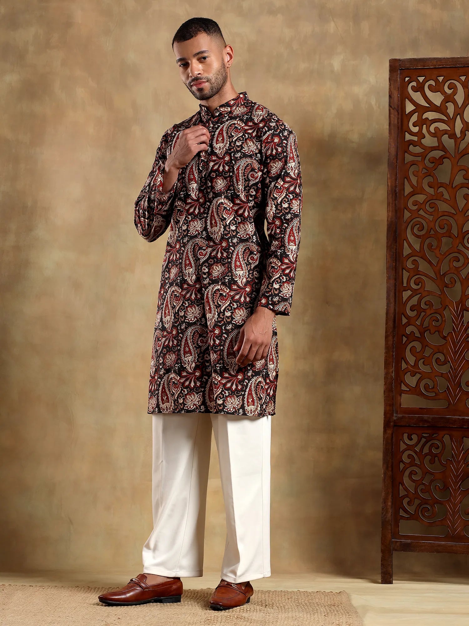 Black Red Paisley Printed Long Kurta & pyjama set
