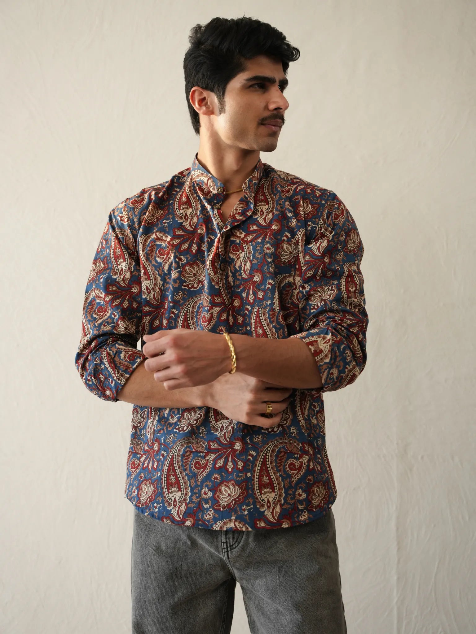 Blue Red Paisley Short Kurta