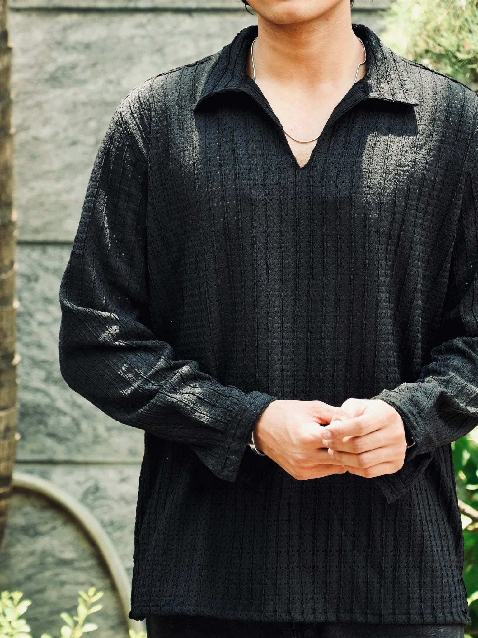 Black Knit Pullover Shirt