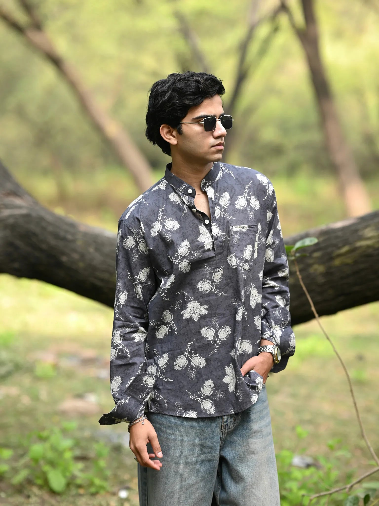 Grey White Floral Motifs Short Kurta