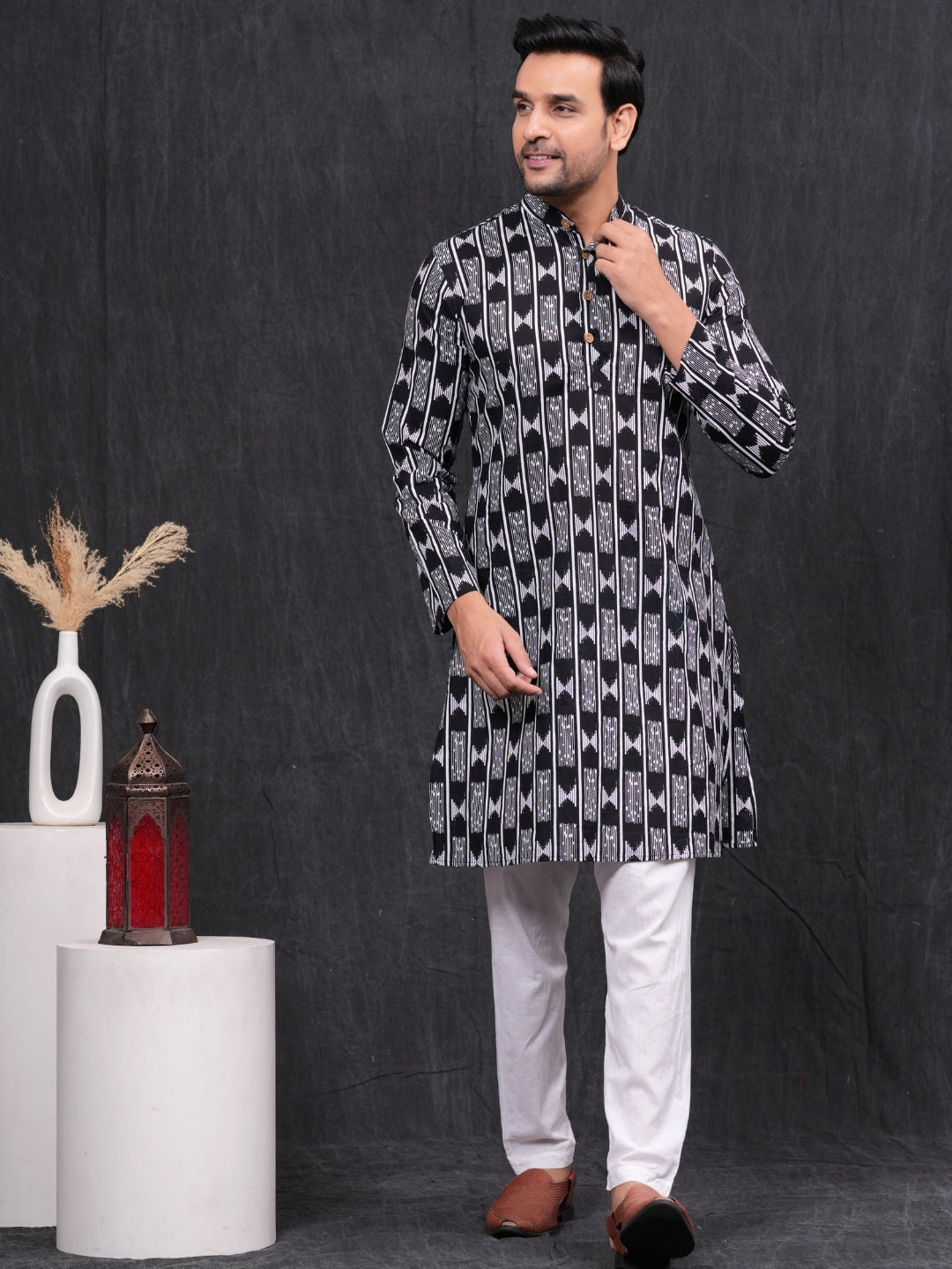 Black-White Printed Cotton kurta & Pajama Set