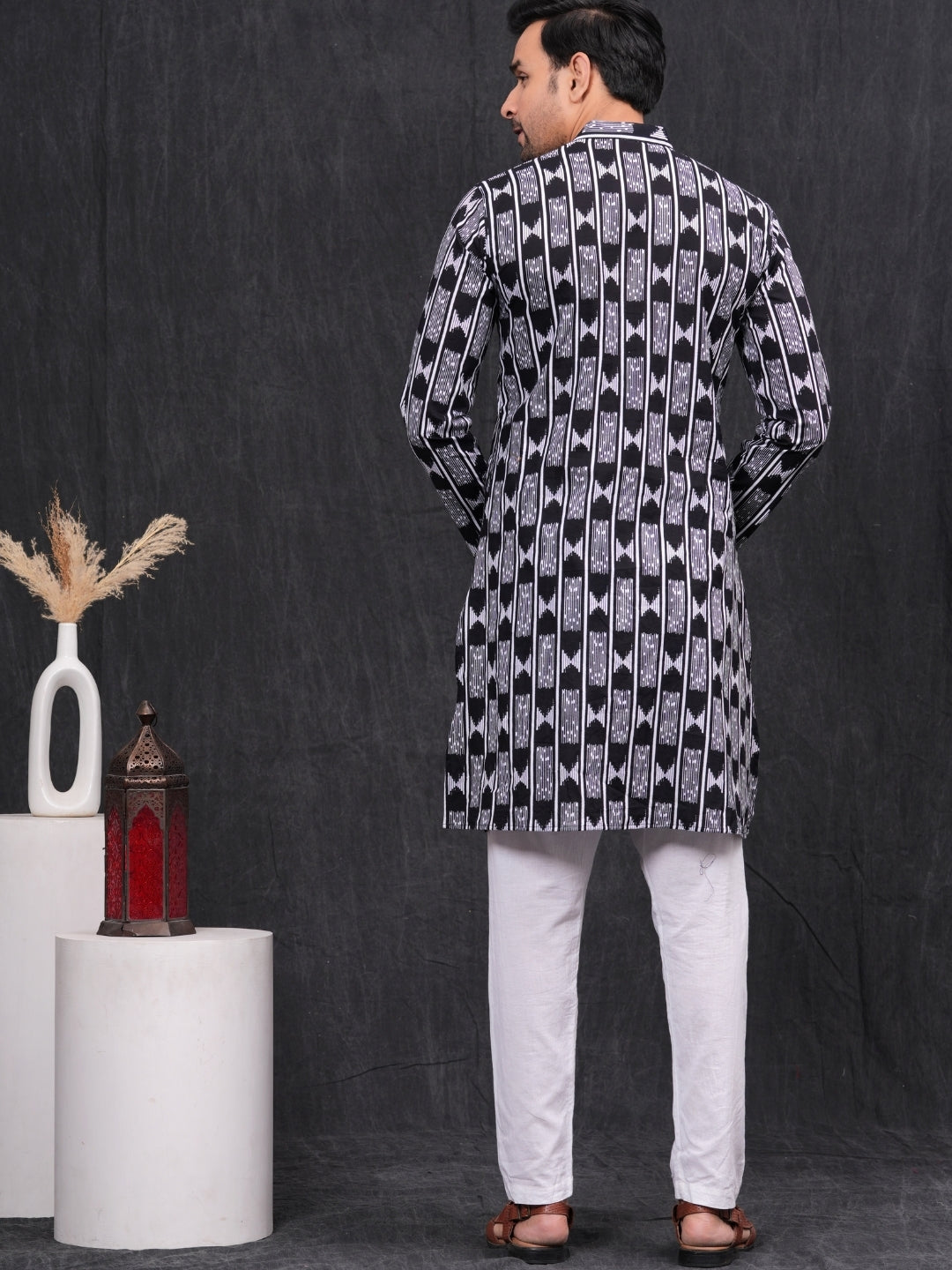 Black-White Printed Cotton kurta & Pajama Set