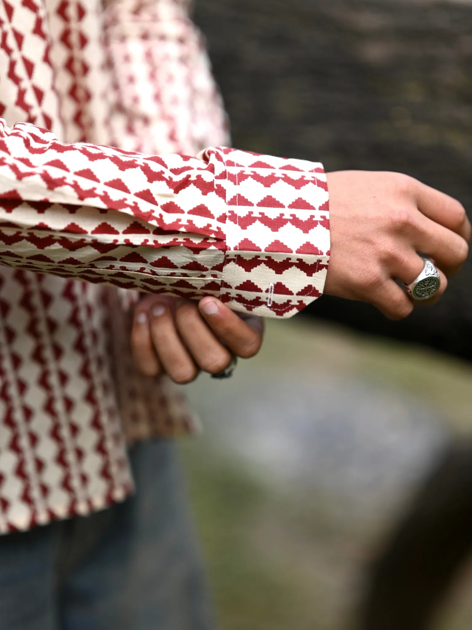 Cream Maroon zigzag short kurta