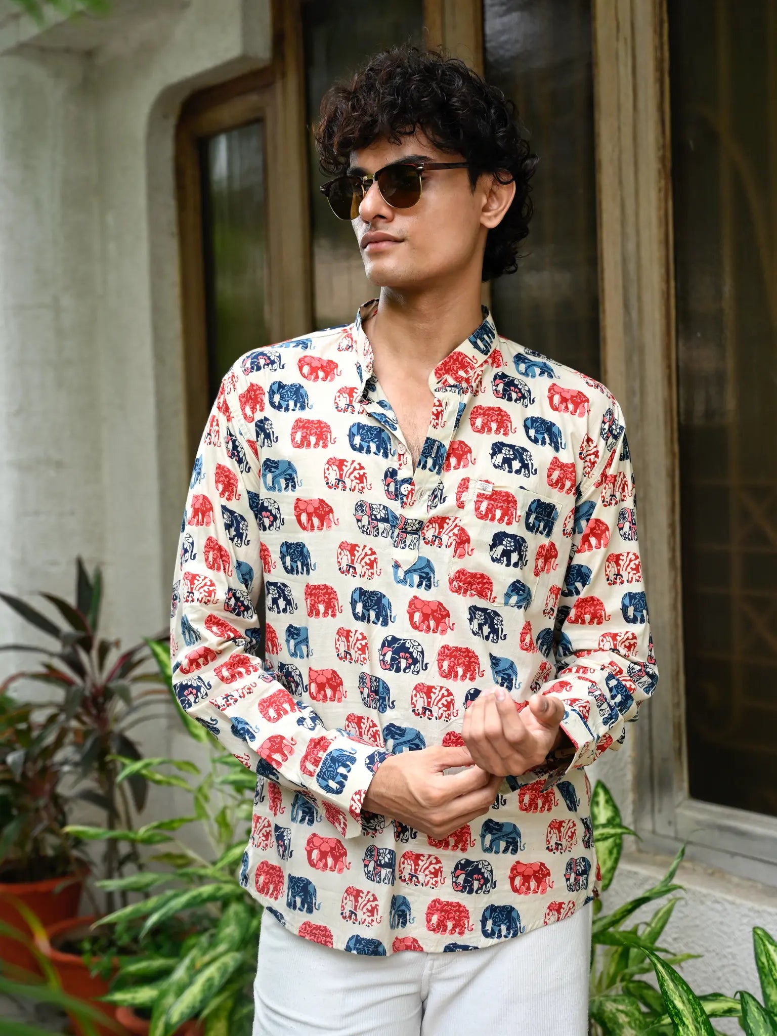 cream blue/red elephant Printed short kurta