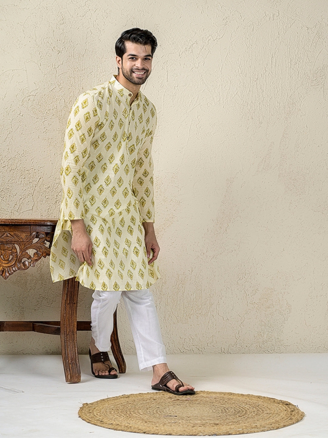 Cream – Green Block Print Style Long Kurta & Pyjama Set