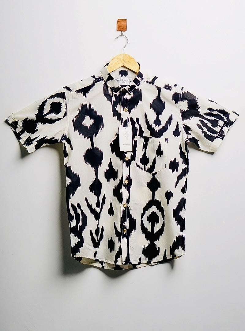 white black ikat half-sleeves shirt