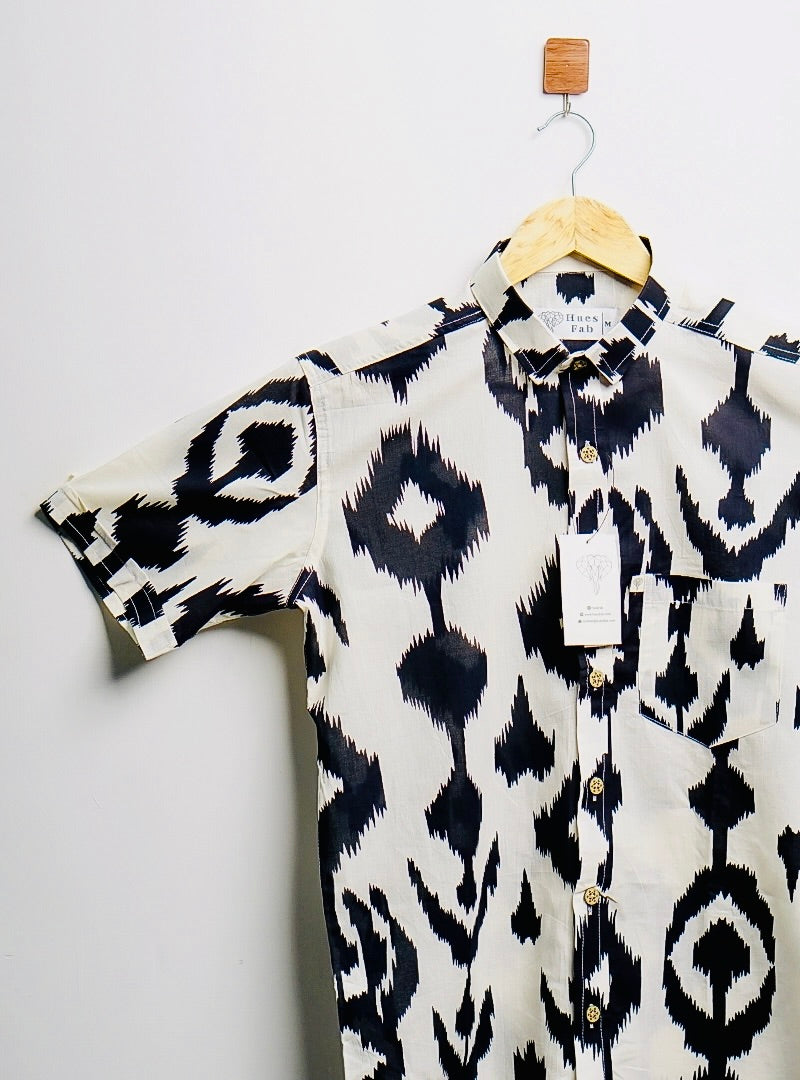 white black ikat half-sleeves shirt