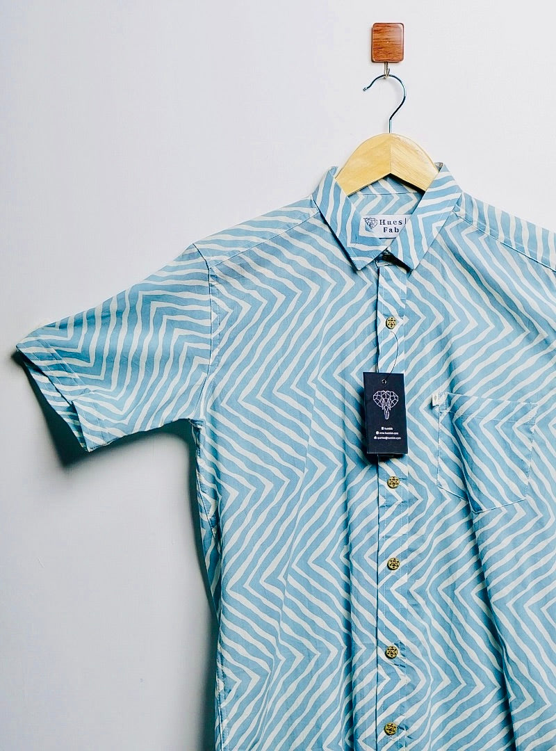 sky blue zigzag half-sleeves shirt