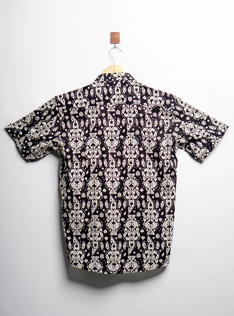 black cream block half-sleeves shirt