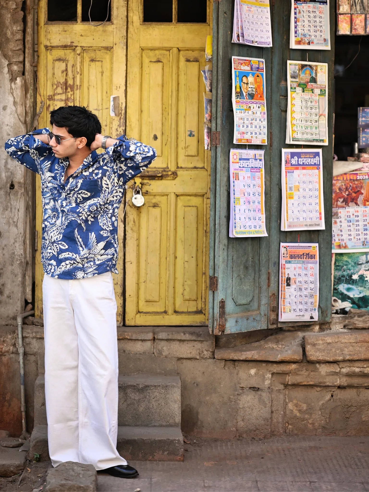 Navy Blue White Floral Printed Short Kurta