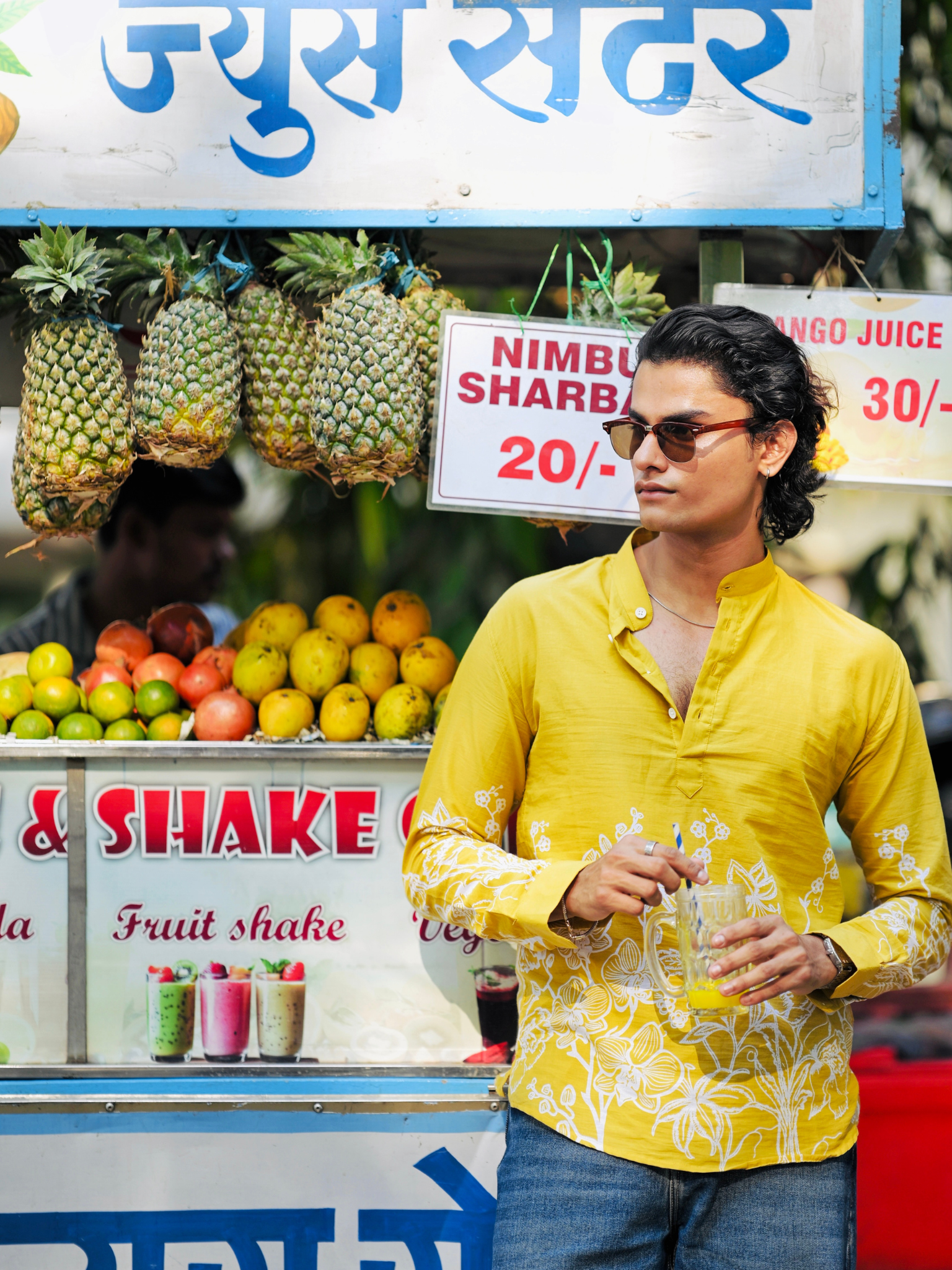 Laguna Placement Print short kurta