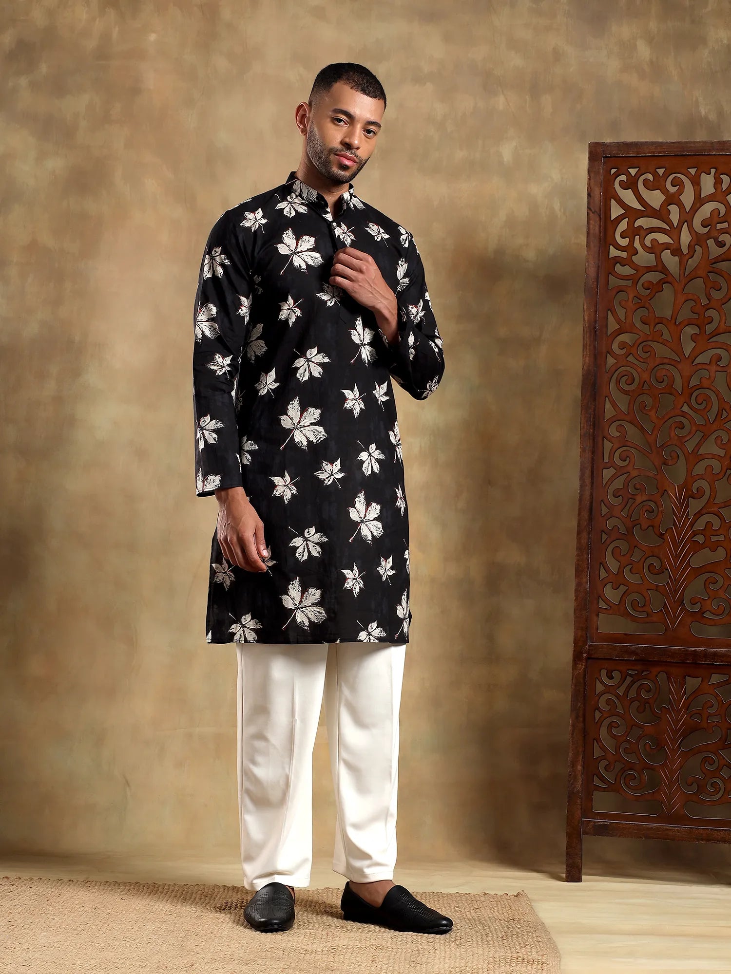 Black Leaf Printed Long Kurta & pyjama set