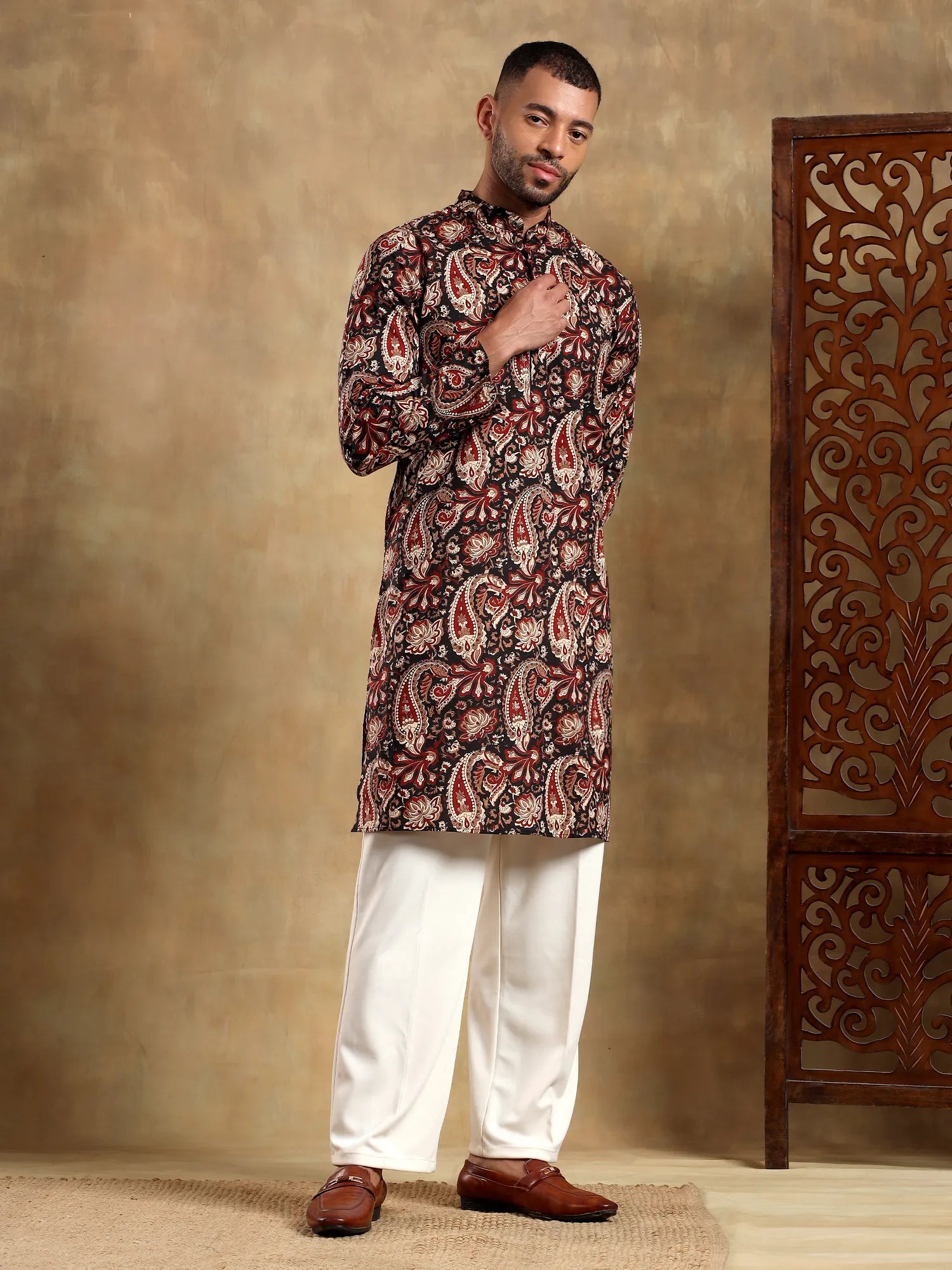 Black Red Paisley Printed Long Kurta & pyjama set