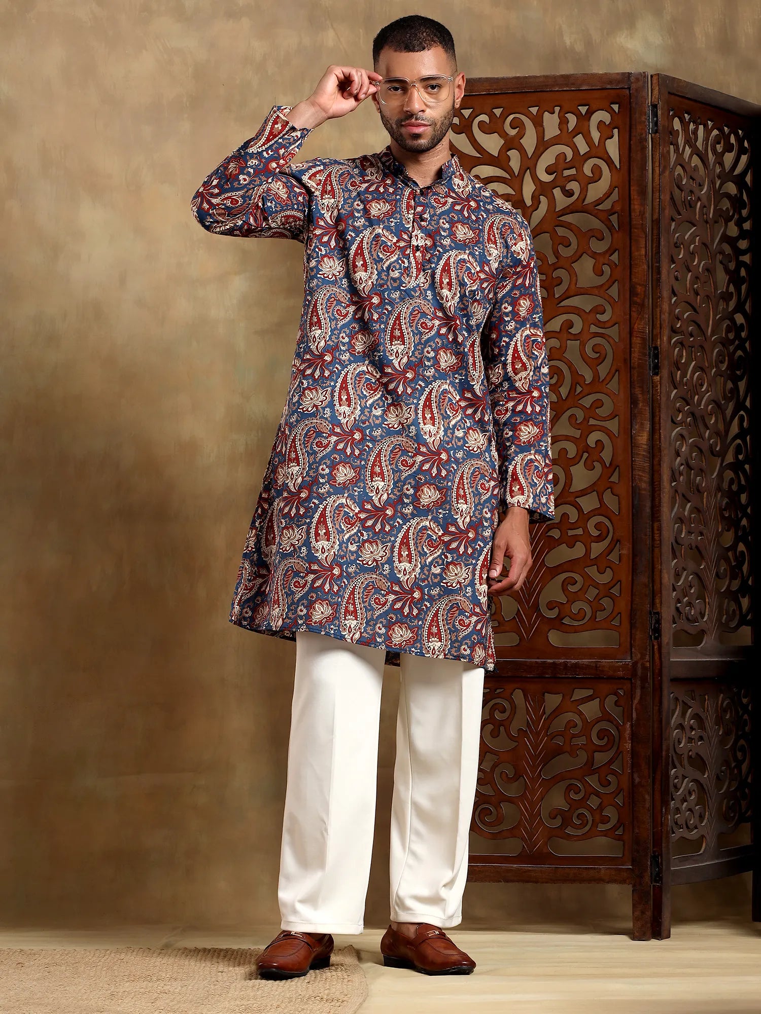 Blue Red Paisley Printed Long Kurta & pyjama set