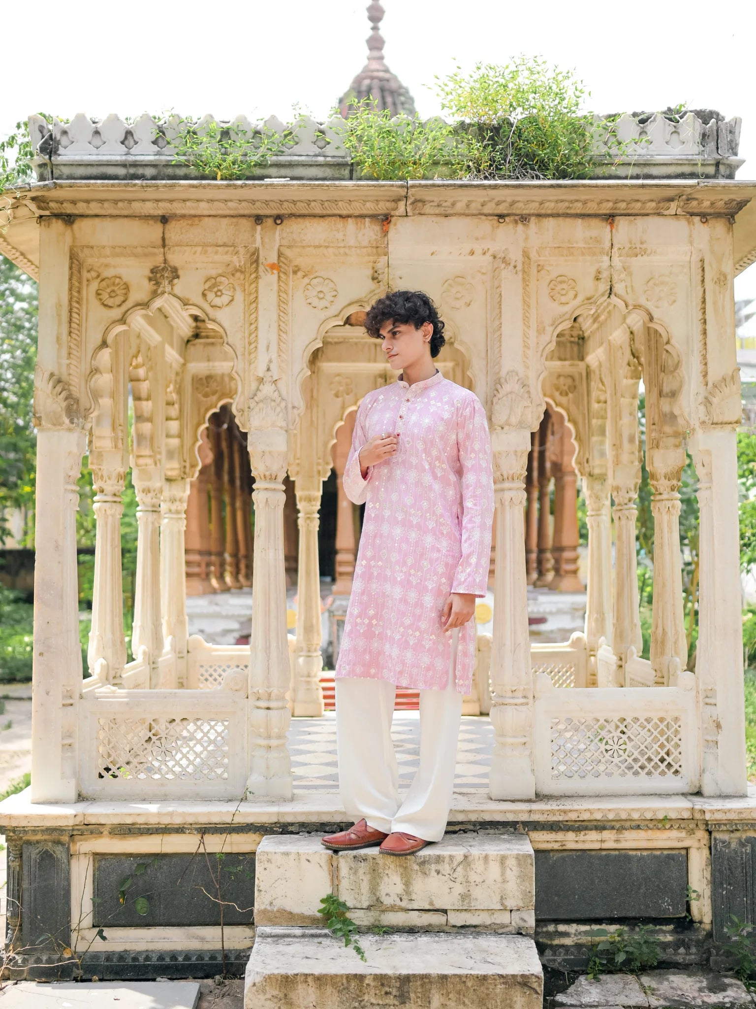 Pink Thread And Mirror Work Long Kurta