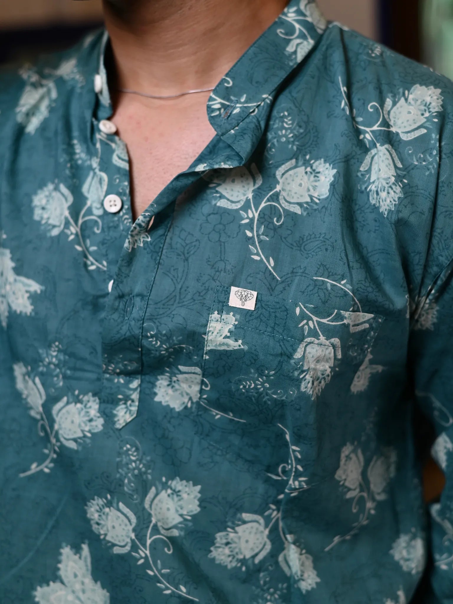 blue white flowers short kurta