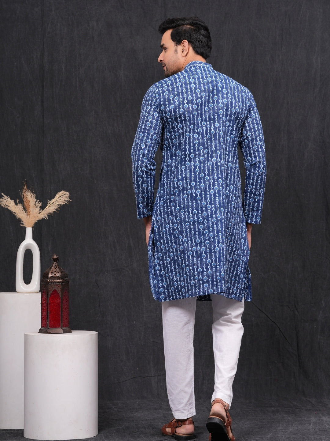 Navy blue kantha kurta & pyjama set