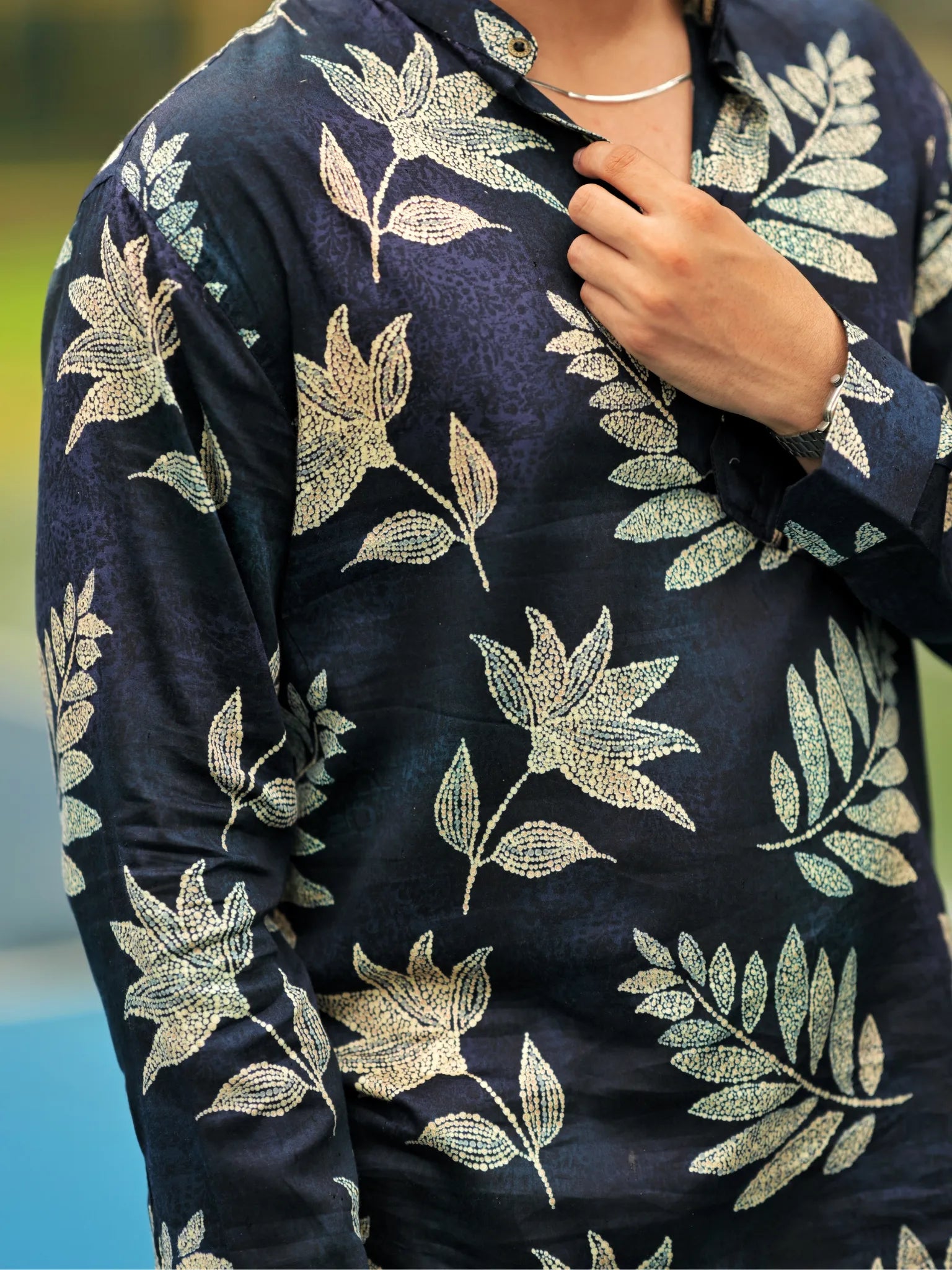 HUESFAB Navy Blue Leaf Print Short Kurta