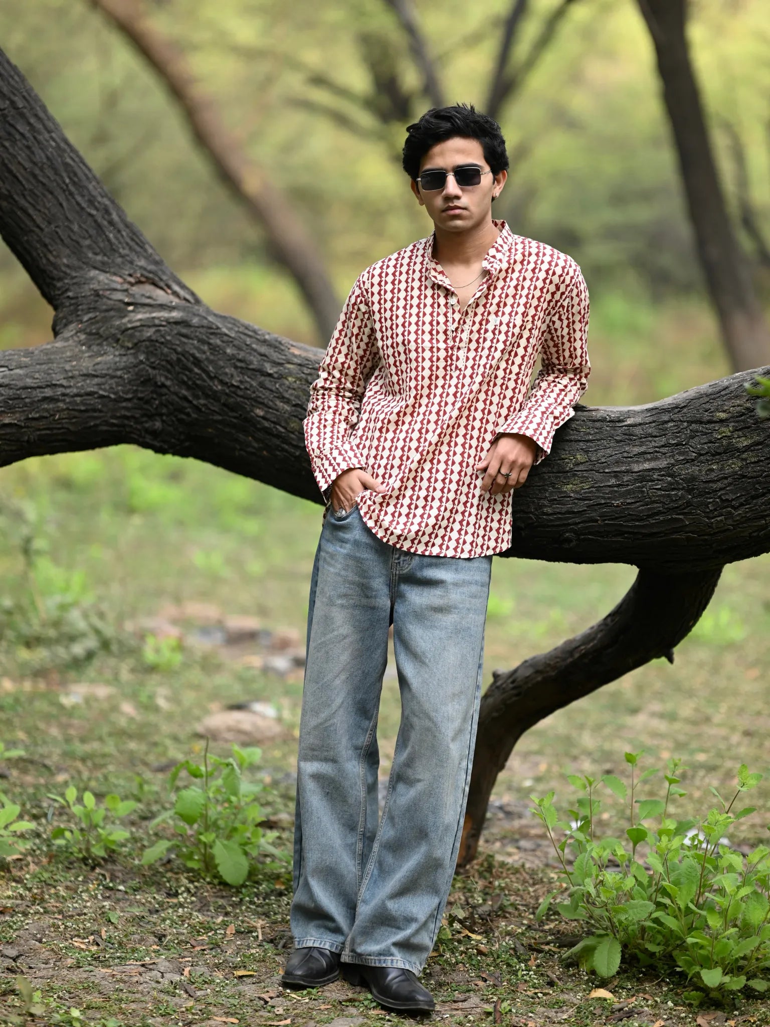 Cream Maroon zigzag short kurta