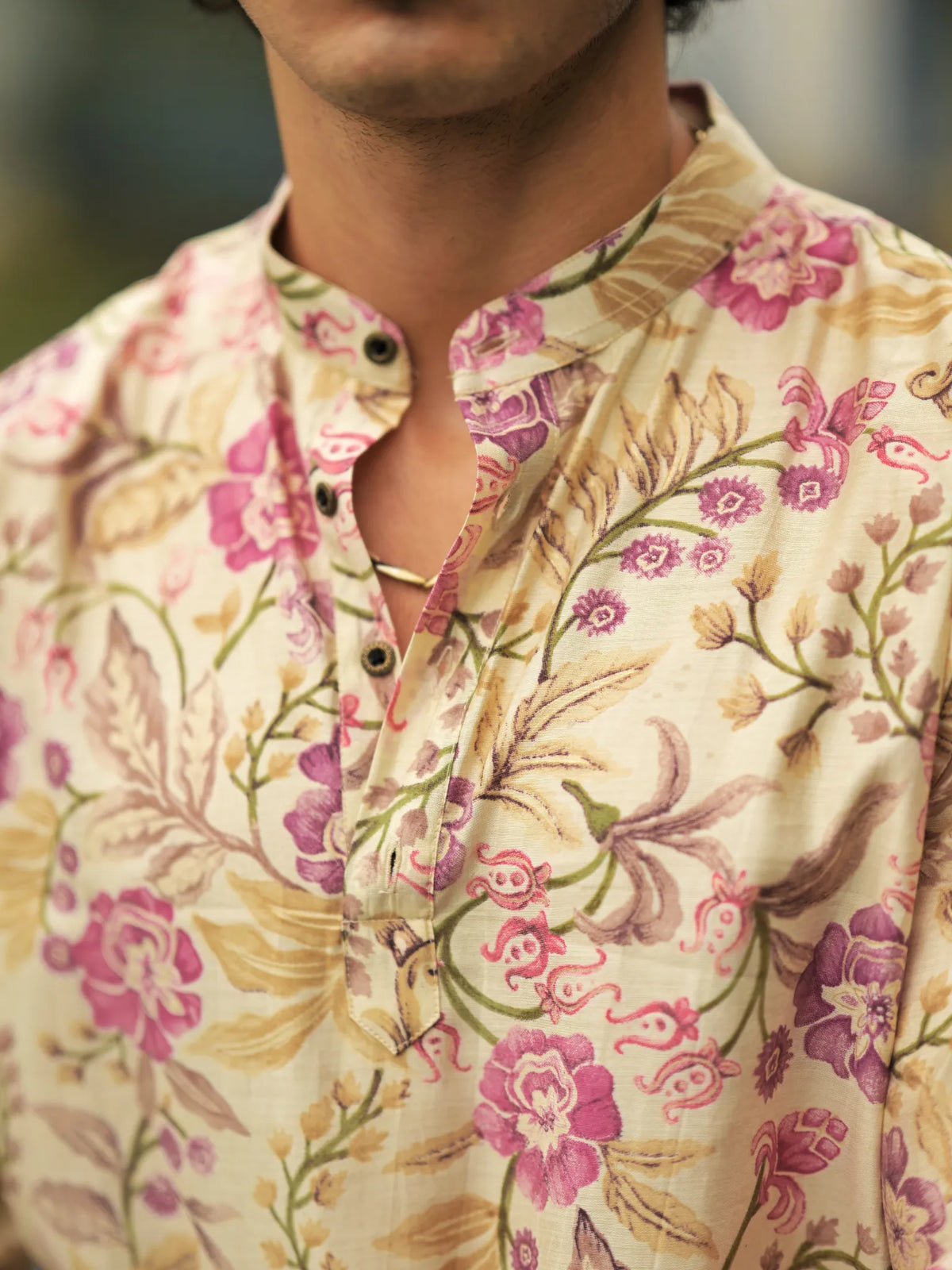 HUESFAB Cream Blossom Short Kurta