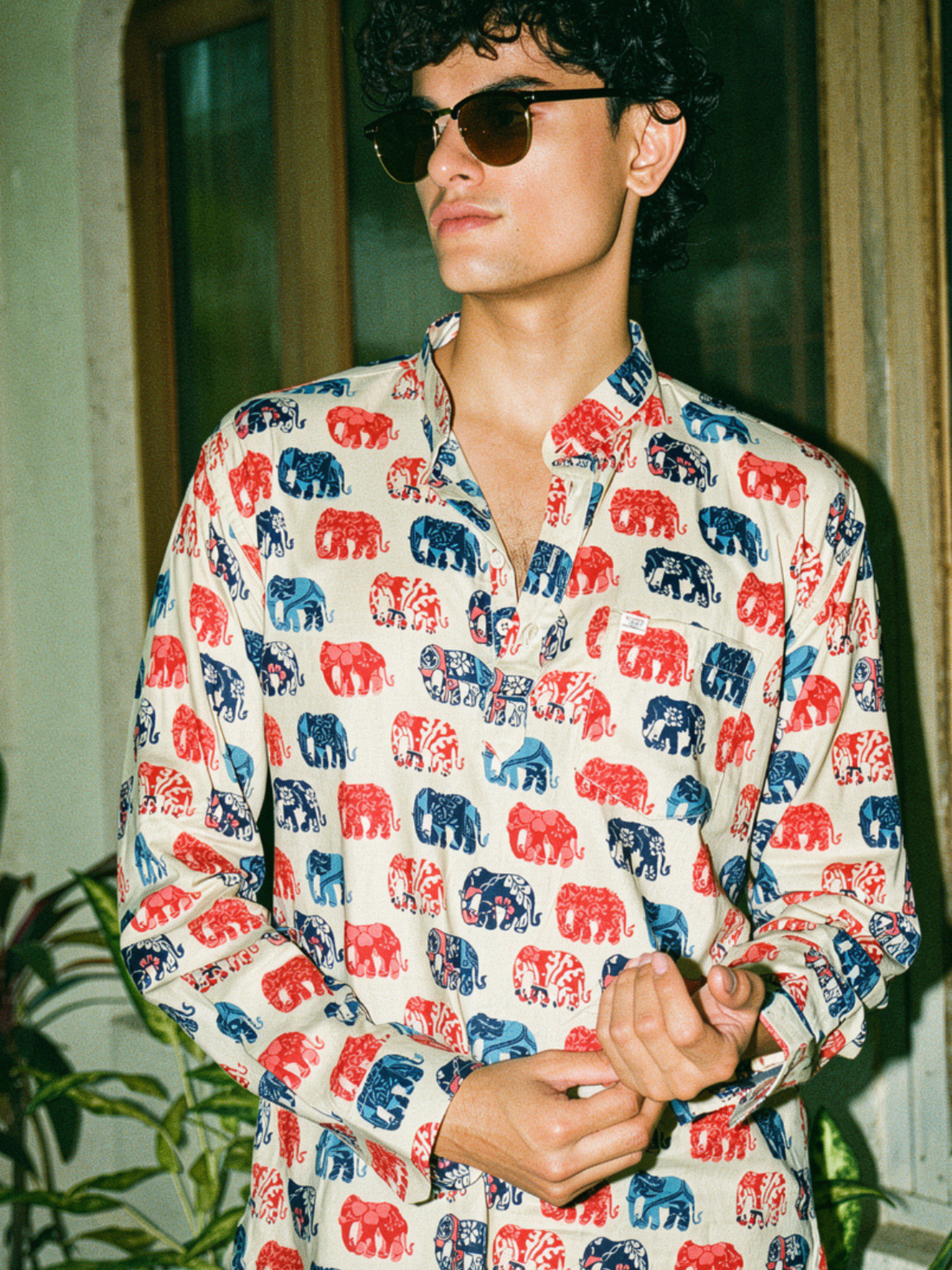 cream blue/red elephant Printed short kurta