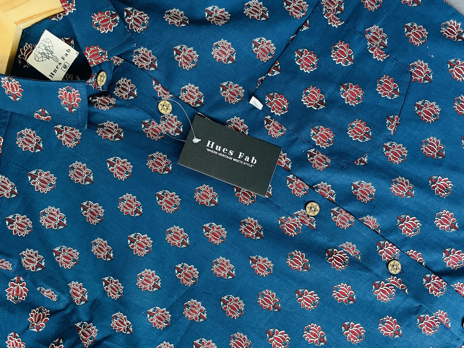 M size Navy Blue Red Flower Printed Shirt – Hues Fab
